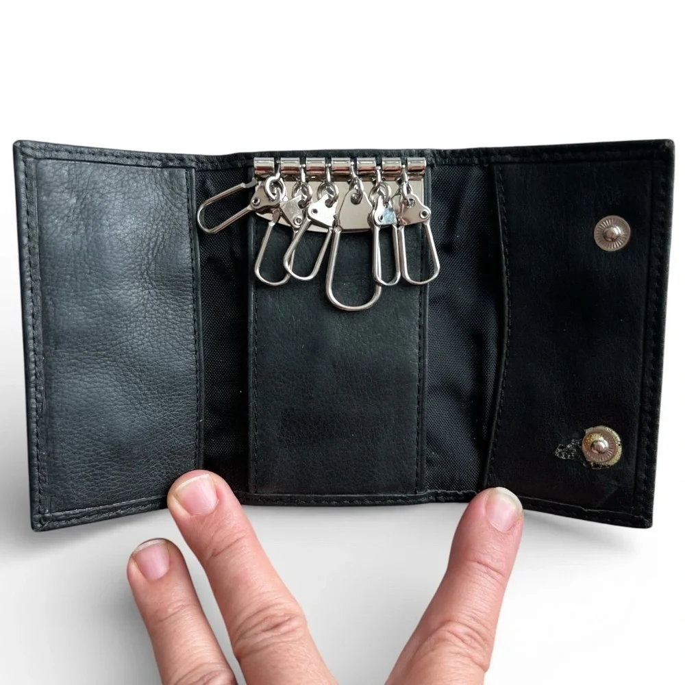 Fossil Black Leather key chain Holder
